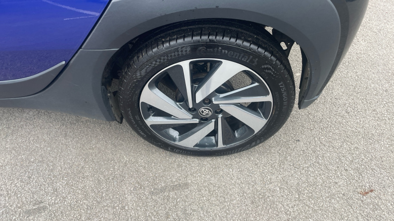 Toyota Aygo X 1.0 VVT-i Edge 5dr Auto Petrol Hatchback